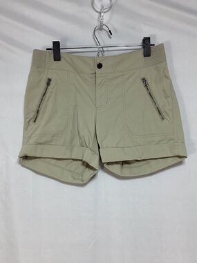 Athleta Light Khaki Cuffed Zip-Pocket Shorts